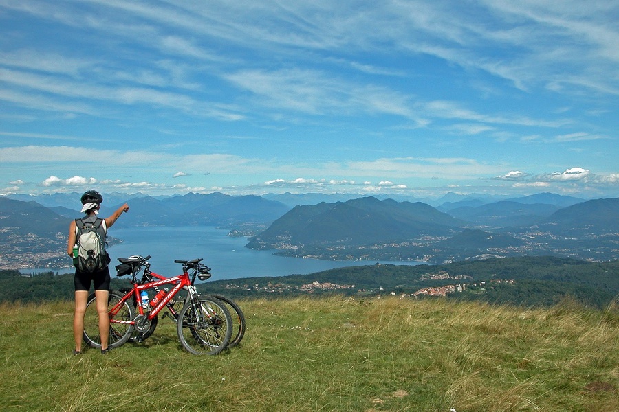 Panorama Jeziora Maggiore