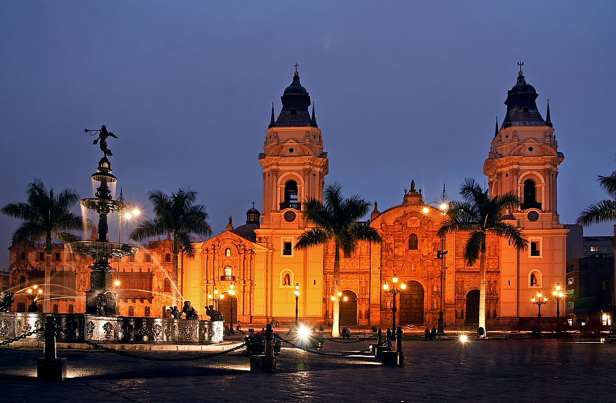 Katedra w Limie (fot. S.Adamczak, okfoto.pl)