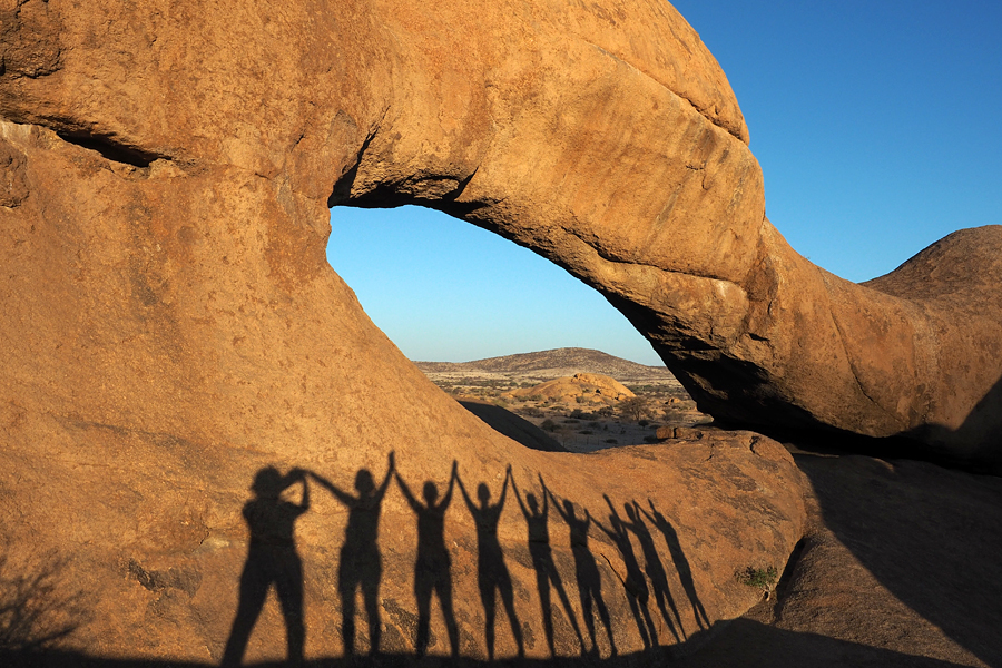 Łuk skalny w Spitzkoppe (Namibia)