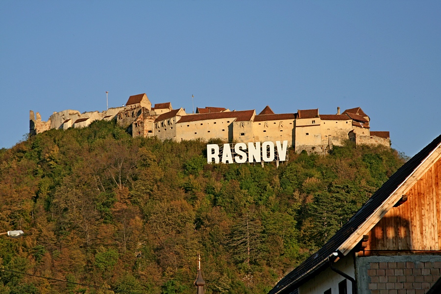 odwiedzimy też chłopski zamek w Rasnov, fot. T. Liptak