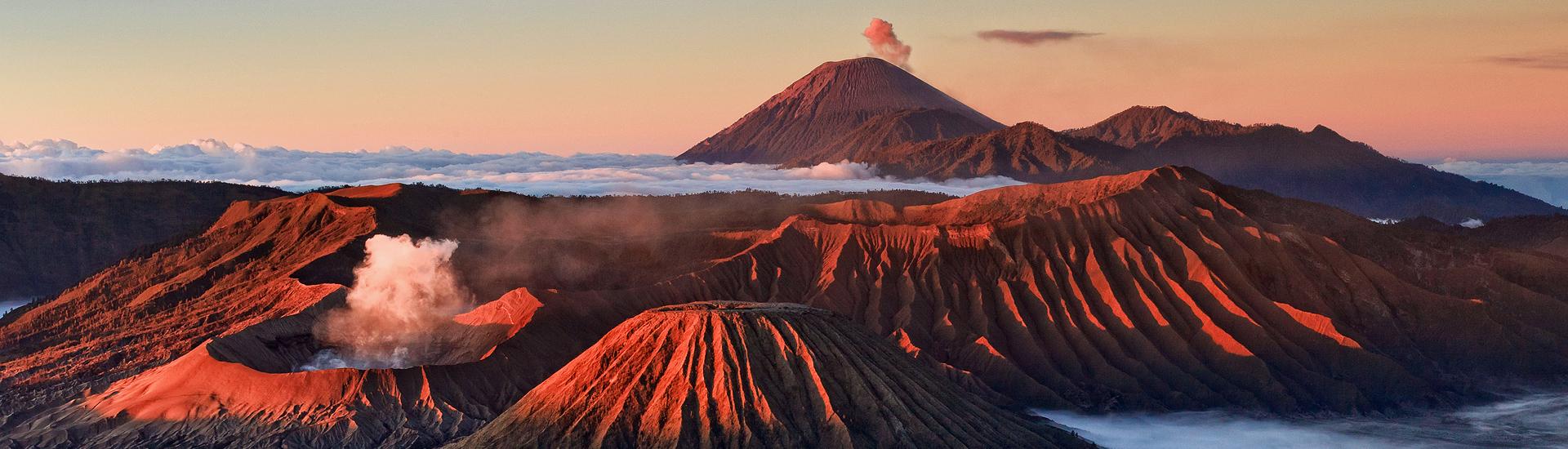 Raj w cieniu wulkanów