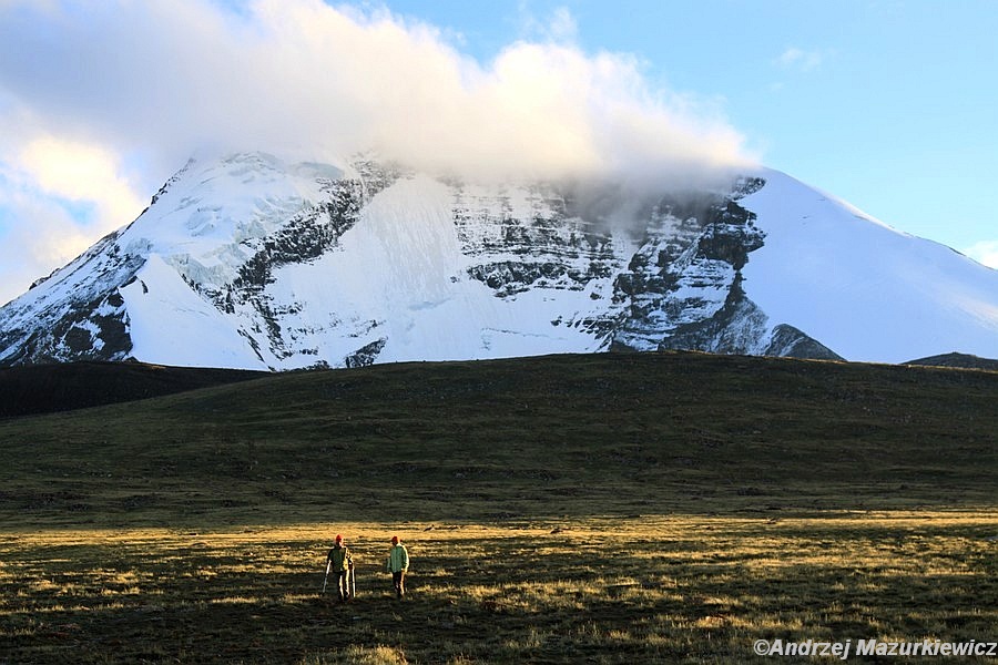 U podnóża Kang Yatze (6400 m n.p.m.)