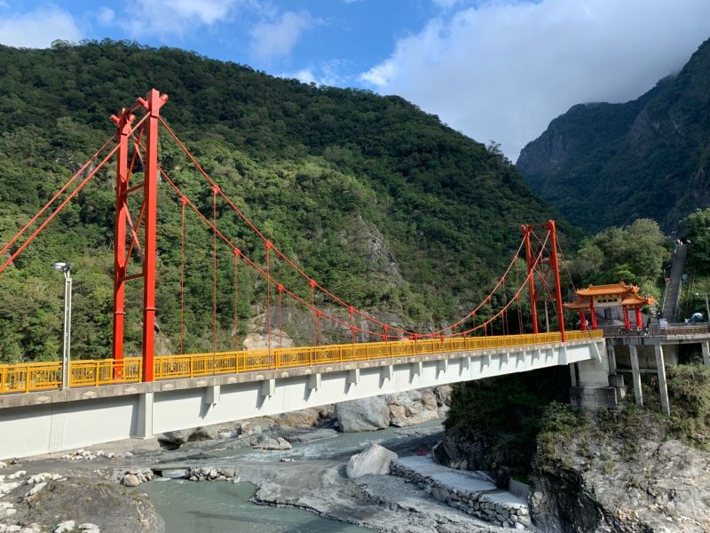 Most w wąwozie Taroko (fot. M. Głabuś)