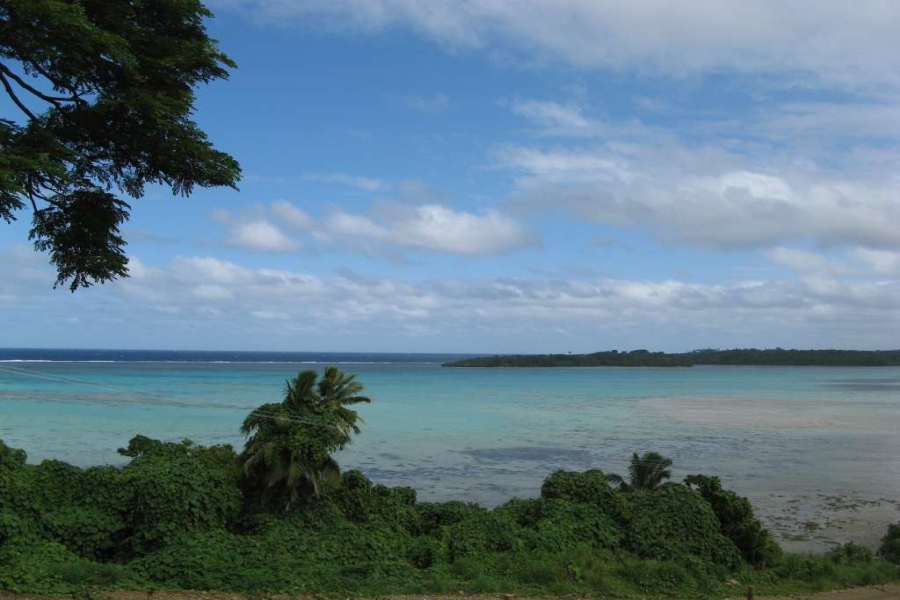 Widok z Vanua Levu na okoliczne wyspy