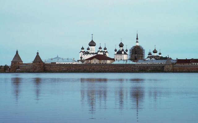 Biała noc na Wyspie Sołowieckiej  fot. Radosław Matys