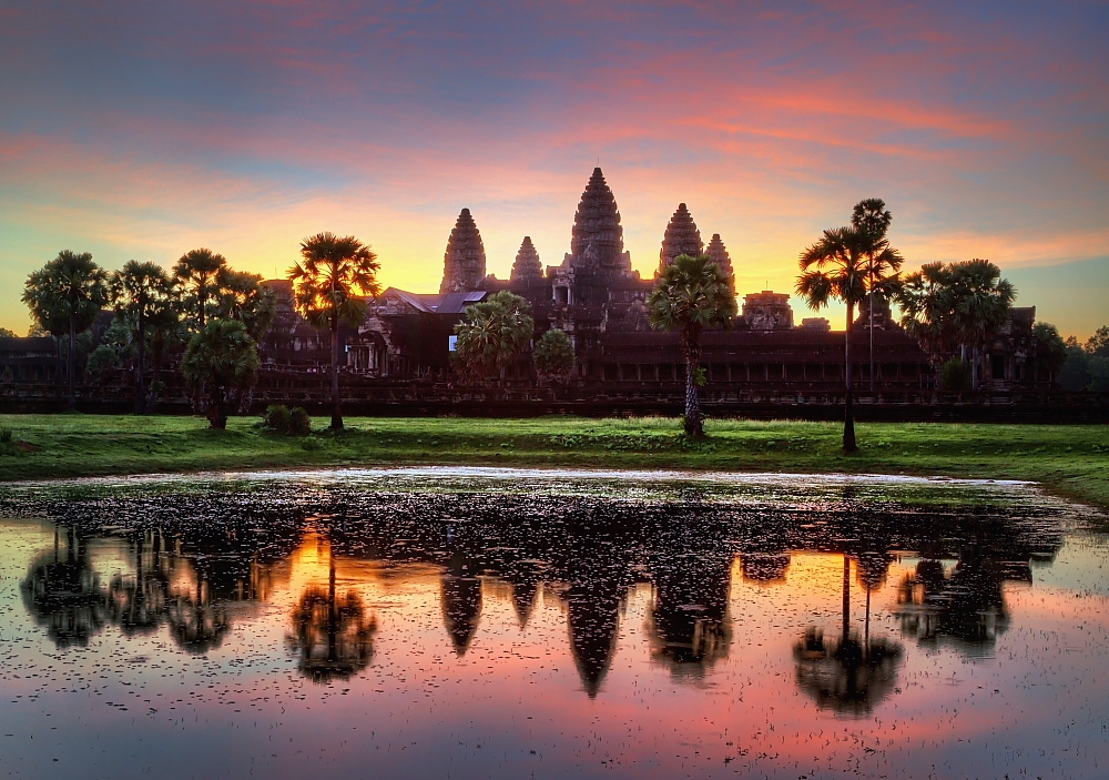 Angkor Wat o wschodzie słońca. Fot. S.Adamczak