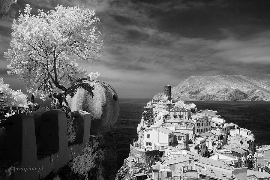 Vernazza w podczerwieni, fot. ewaipiotr.pl