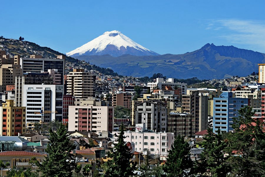 Quito położone jest na stokach czynnego wulkanu Pichincha