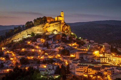 Niebieska godzina w Montefrio (fot. S. Adamczak, okfoto.pl)
