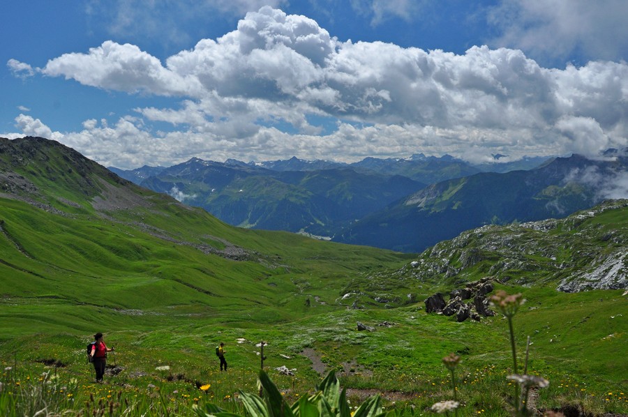 Zejście z przełęczy Fanezfurgga (fot. Ewa Styrkowiec)