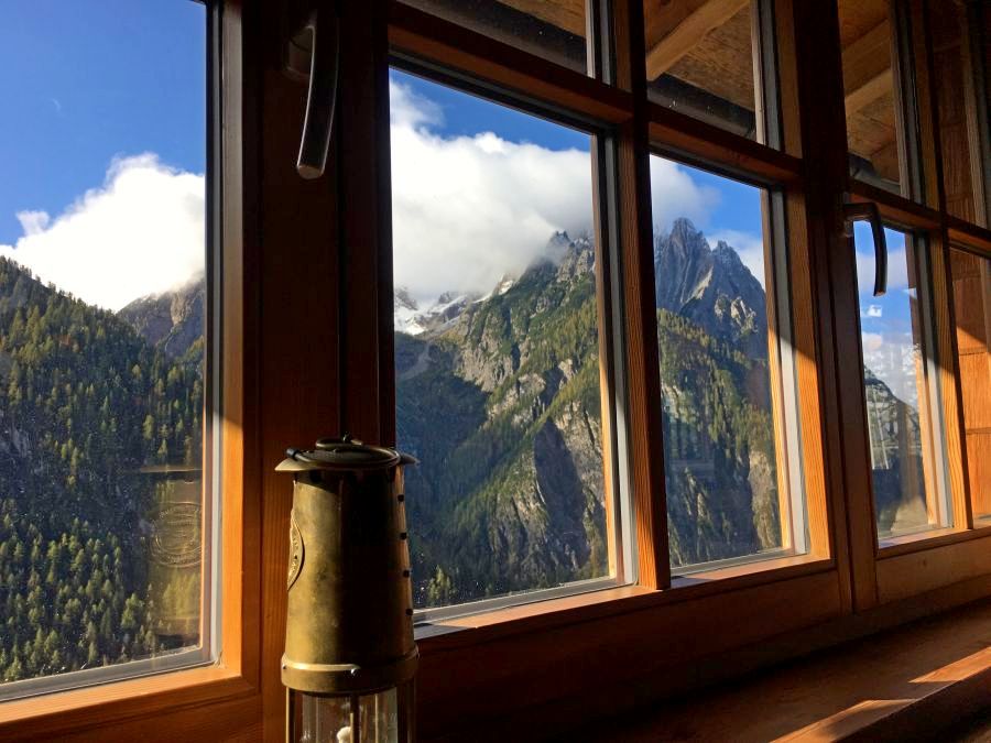 W schronisku Dolomittenhutte (fot. Paweł Klimek)
