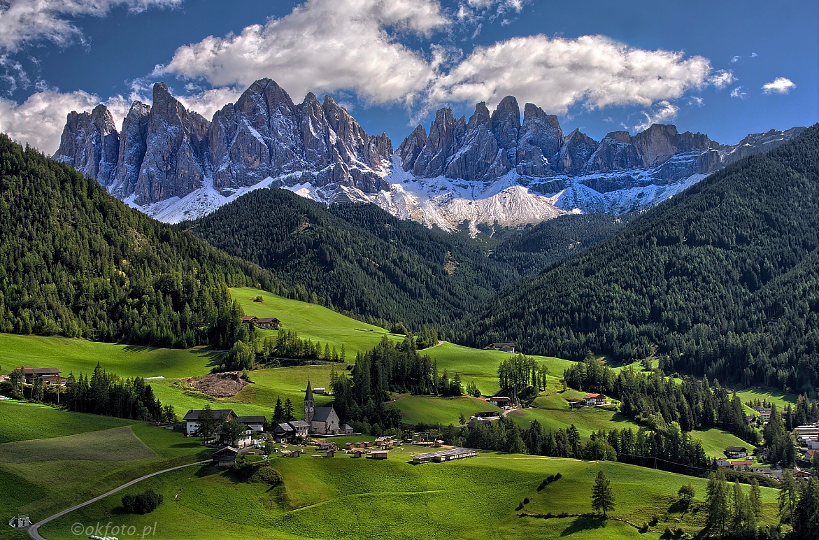 Dolina w Dolomitach, fot. S. Adamczak, okfoto.pl