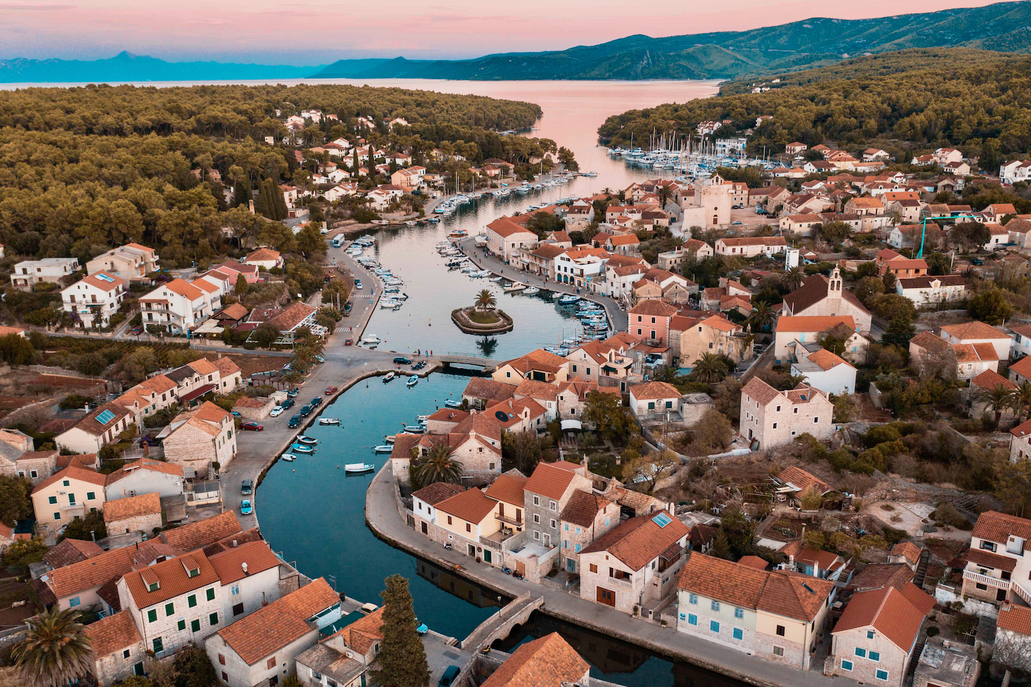 Vrboska
