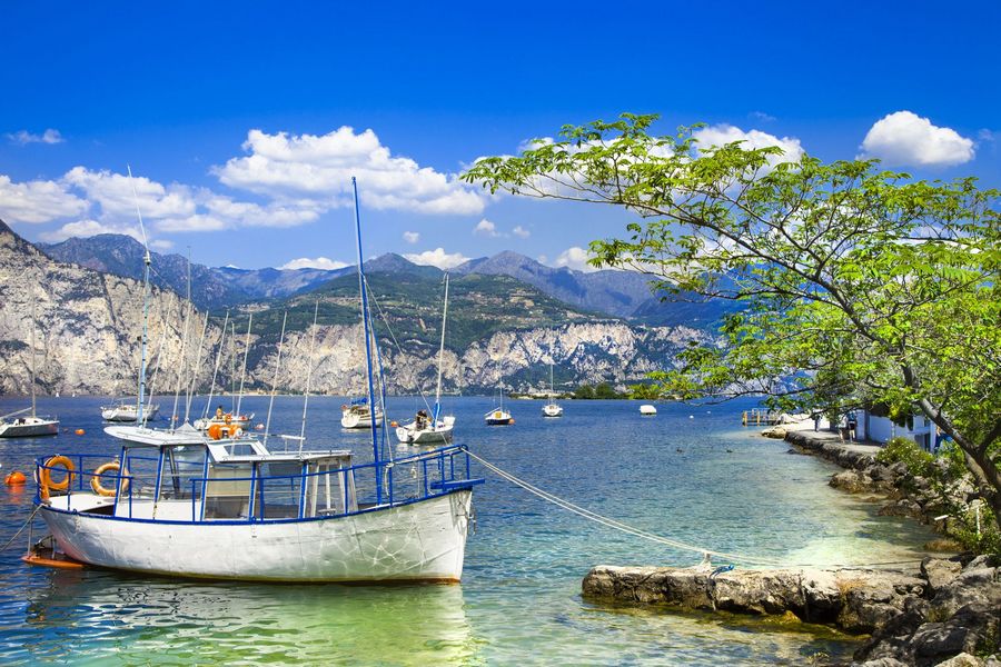 Nad brzegiem Jeziora Garda