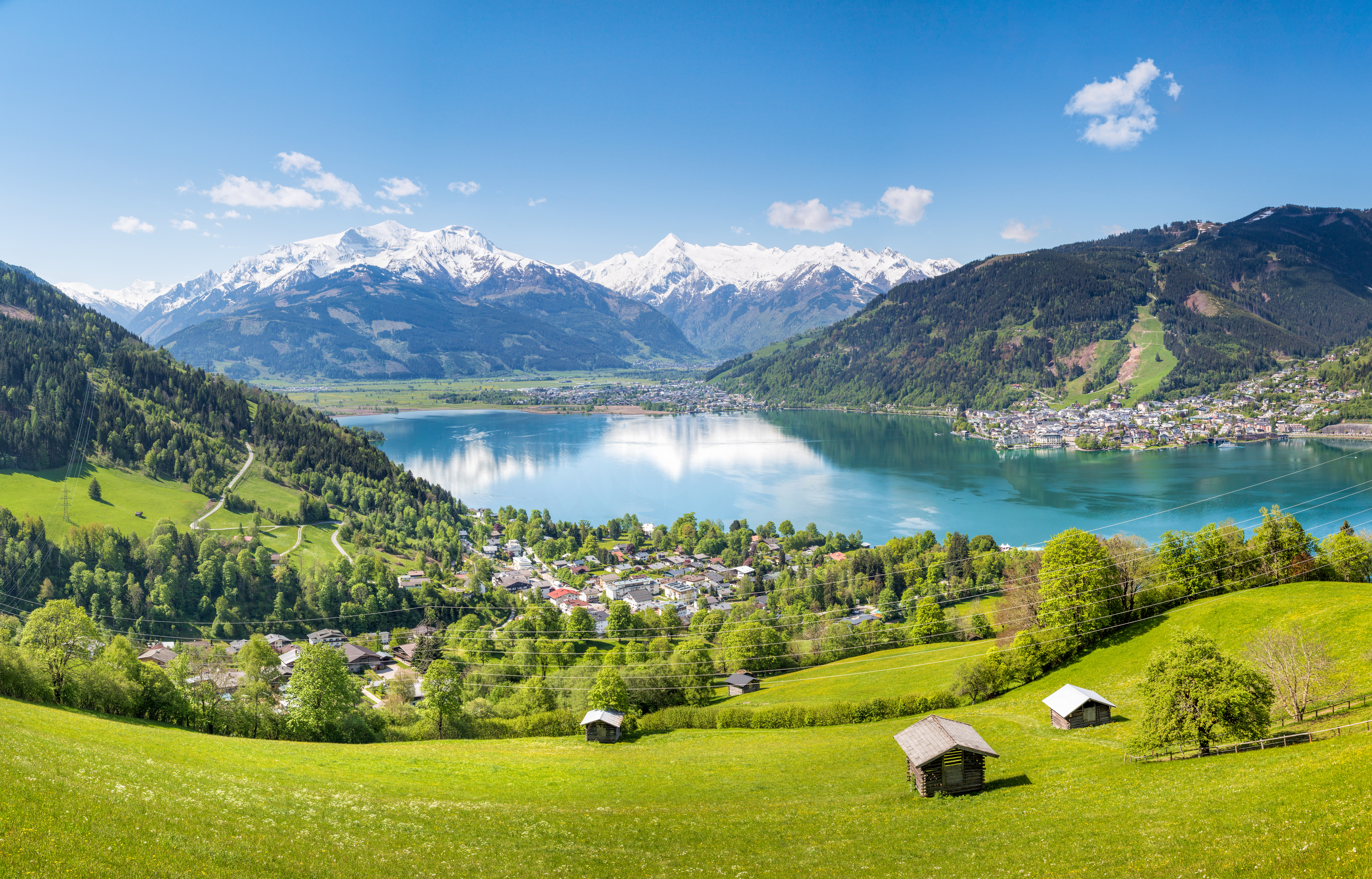 Widok na Zeller See oraz Zell am See