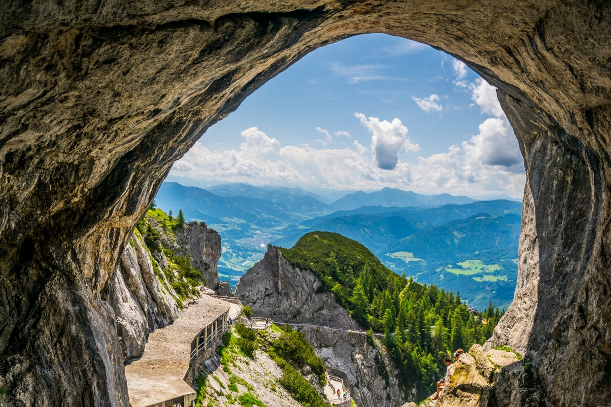 Wylot jaskini Eisriesenwelt
