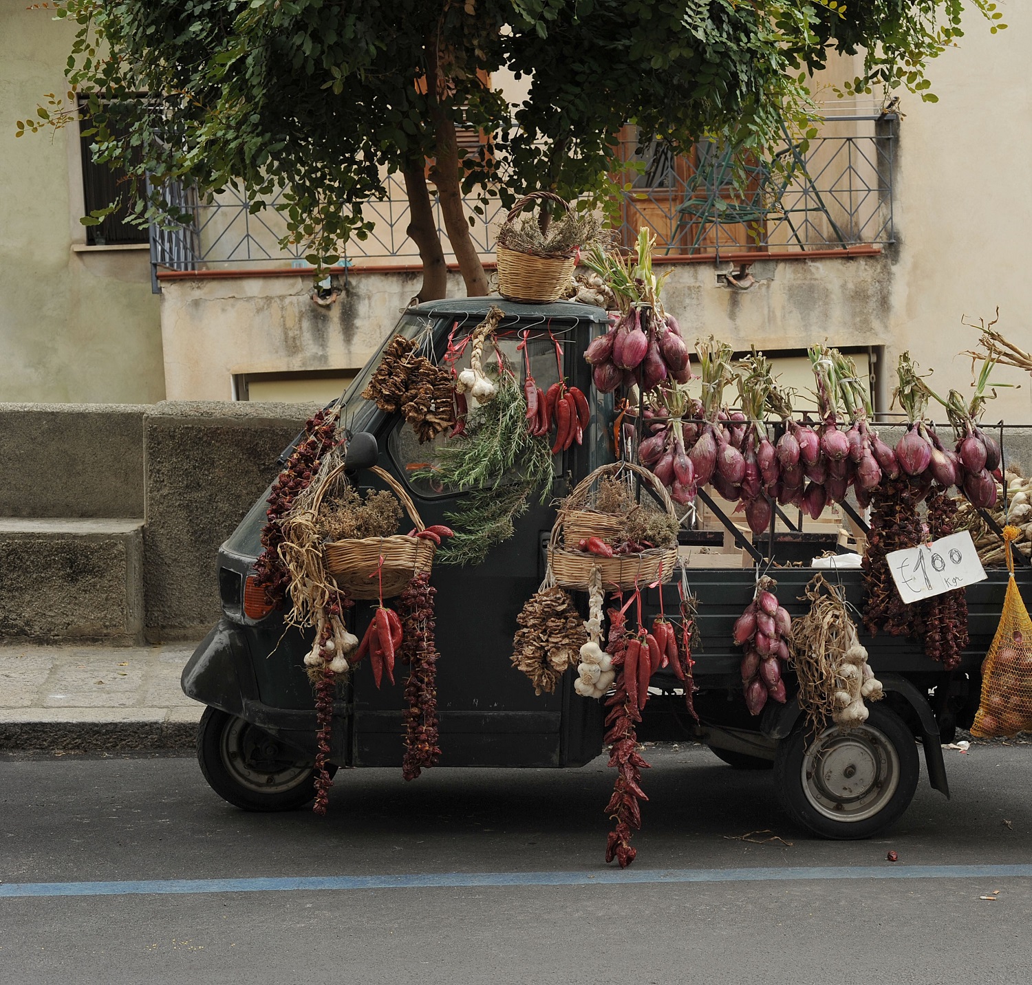 Stragan w Tropei (fot. Regione Calabria)