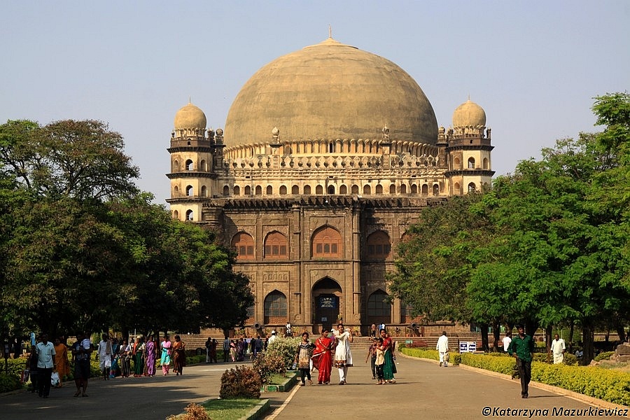 Gol Gumbaz - mauzoleum sułtana Muhammeda Adil Szacha w Bidżapurze