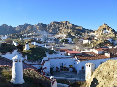 Domy w jaskiniach Guadix