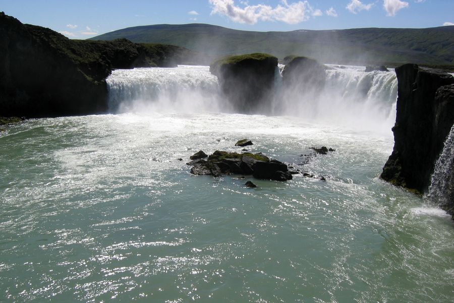 Wodospad Godafoss (fot. Witold Muchowski)