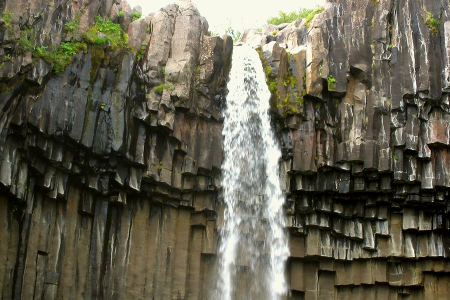 Wodospad Svartifoss (fot. Witold Muchowski)