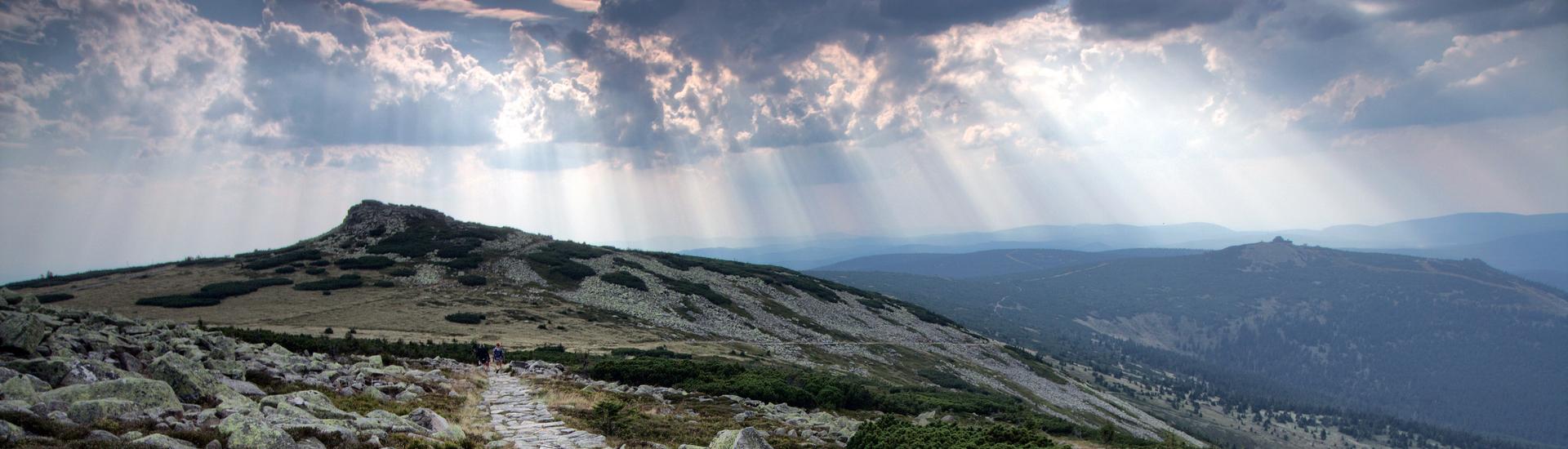 Śladami sudeckich tajemnic – w górach Polski