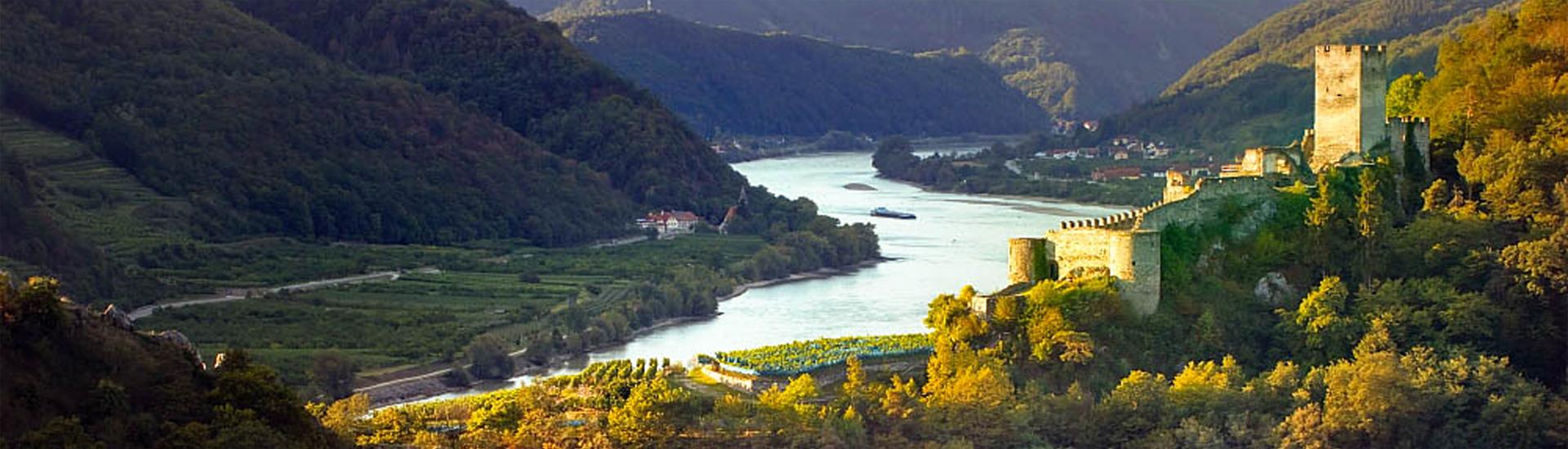 Zamki i winnice nad magicznym Dunajem – fotoweekend w Wachau