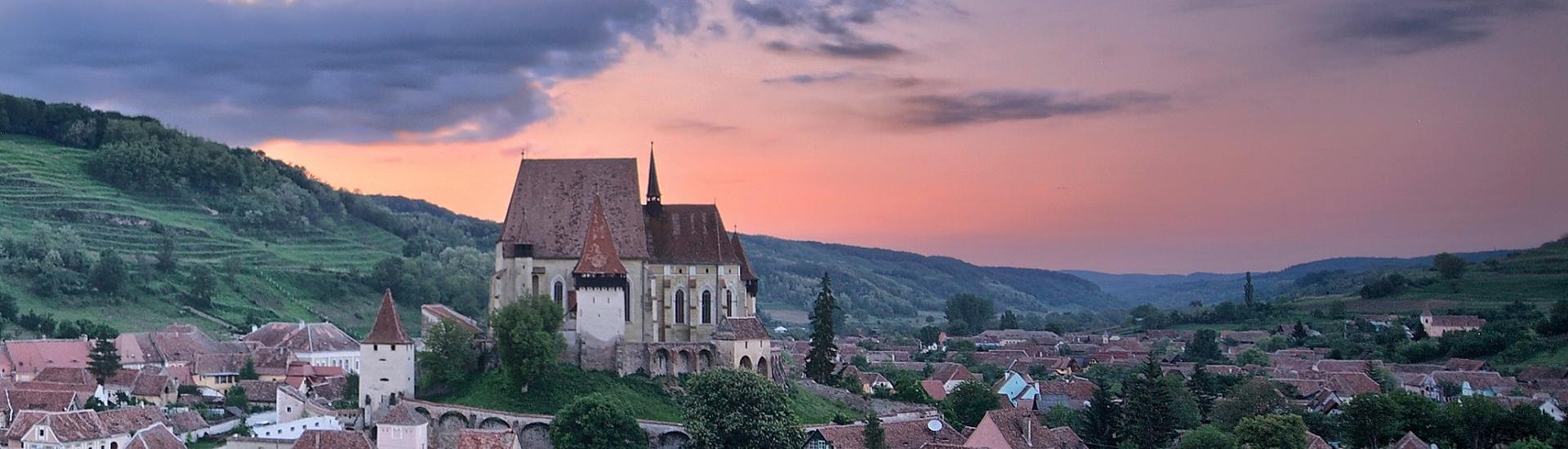 Transylwania - warowne zamki i malowane cerkwie